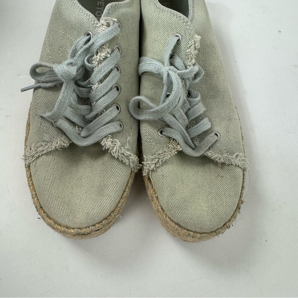 Tretorn Gray Canvas Platform Espadrille Sneakers Casual - Picture 2 of 7